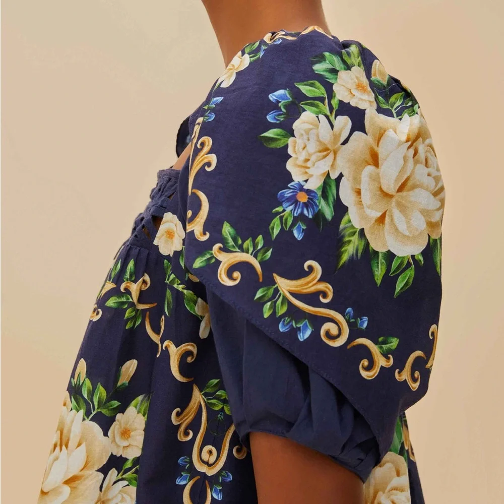 FARM Rio Navy Floral Puff-Sleeve Square-Neck Blouse - size Medium - NWT - Picture 2 of 4